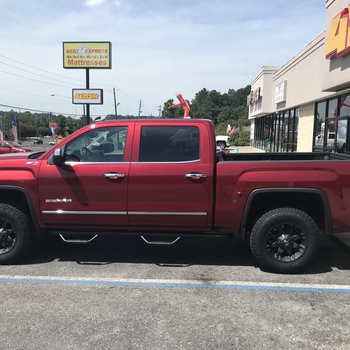 Rough Country Wheel To Wheel Nerf Steps For 2014 2018 Chevrolet