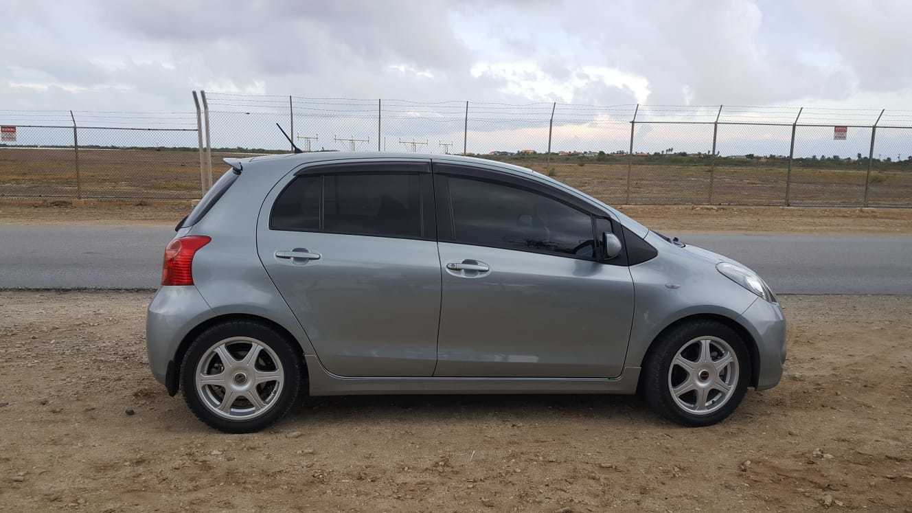 Toyota Vitz RS